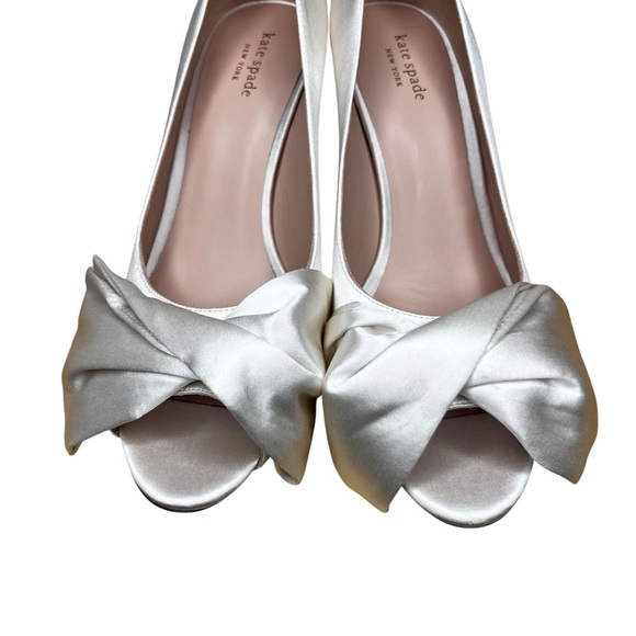 Kate Spade Crawford Bow Satin Lux Pump in Ivory NWT Size 10 - Picture 7 of 13